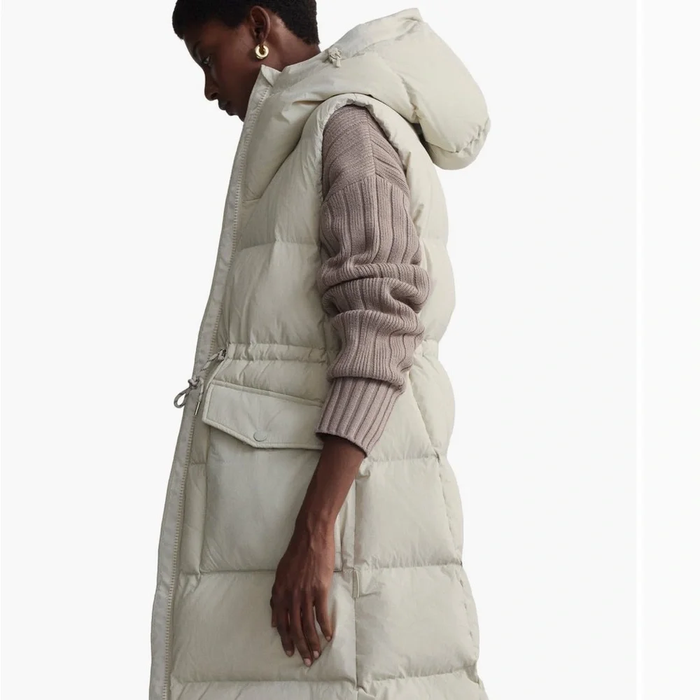 Varley Irving Water Resistant Hooded Vest - Picture 10 of 16